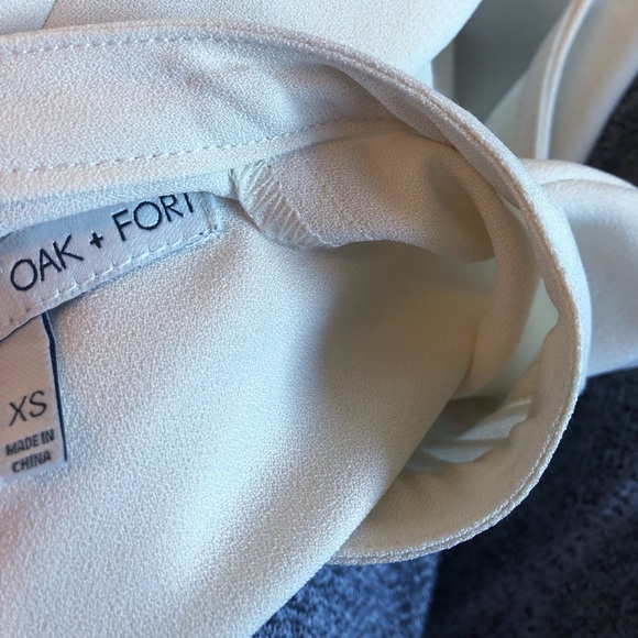 OAK + FORT PLEATED DRESS - Picture 2 of 5